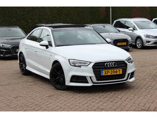 Audi A3 Limousine 35 TFSI CoD Sport S Line Edition / Panoramadak / Virtual Cockpit / Half leder / Navigatie / 18'' / Stoelverwarming / DAB / Cruise Control