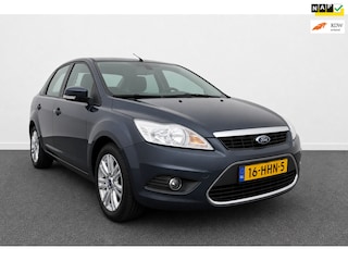 Ford Focus 1.6 Ghia / Automaat / Sedan / Dealer onderhouden / 2Eigenaar