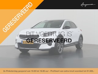 Kia XCeed 1.6 GDi PHEV ExecutiveLine | Trekhaak | Panoramadak | Lederen Bekleding | Stoelventilatie | Elektrisch verstelb. bestuurdersstoel met geheugen | Stoel/Stuurwielverwarming