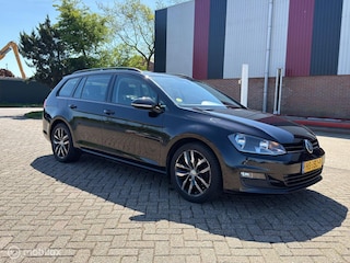 Volkswagen Golf Variant 1.6 TDI Business Edition Connected R