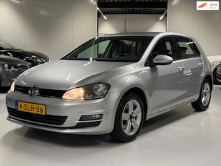 Volkswagen Golf 1.4 TSI 122PK Highline Navigatie|Messagestoel.