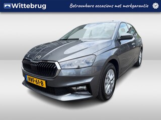 Skoda Fabia 1.0 TSI Selection 15"LM Velgen  / Cruise control