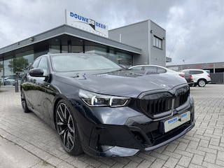 BMW 520i M Sport NEW MODEL ! super dikke uitvoering, leer, HEAD UP, stoelverwaimg en koeling, stuurverwarming, Harman Kardon, etc