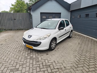 Peugeot 206 1.1 Accent,Airco,elektrische ramen