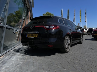 Renault Clio 1.6 E-Tech Full Hybrid 145 techno / CAMERA 360 / TREKHAAK /  PARKEERSENSOREN VOOR EM ACHTER /CROSS CLIMATE ALL SEASON BANDEN