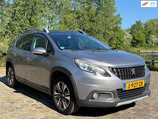 Peugeot 2008 1.2 PureTech GT-line 1e eigenaar panorama dak achteruit camera navigatie stoelverwarming trekhaak
