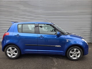 Suzuki Swift 1.5 Exclusive