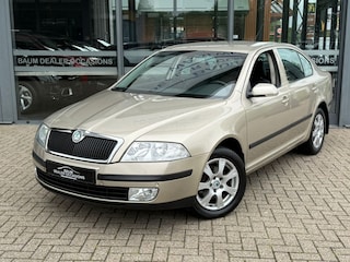 Skoda Octavia 1.6 ELEGANCE AUTOMAAT AIRCO LEDER LMV PDC