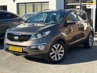 Kia Sportage 1.6 GDI ExecutiveLine, Schuif/kanteldak, Stoelverwarming, Navigatie, Climate Control, Cruise Control