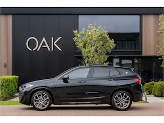 BMW X2 xDrive25e Aut. | M-Sport | Navi | Panorama | Leder | Camera | 19"LM | Saphire Zwart