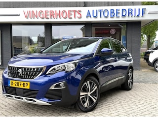 Peugeot 3008 Benzine 130 Pk Luxe Allure * Trekhaak * 1/2 Lederen Interieur * L.M. Velgen & Michelin banden * Stoelverwarming * Parkeersensoren voor- en achterzijde * Vingerhoets; Vierde Generatie Eersteklas Service. Al meer dan 100 jaar een begrip in de Brabantse Kempen.