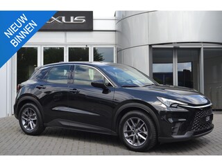 Lexus LBX 2WD STOELVERW STUURVERW PARK-SENSOR BLIND-SPOT CARPLAY LENDESTEUN