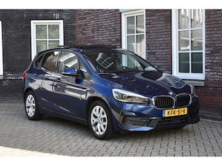 BMW 2-serie Tourer 225 XE - Sport Line Wij zijn op afspraak geopend! Graag bellen voor uw komst.