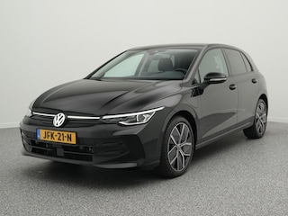 Volkswagen Golf 1.5 eHybrid 204 PK Style Edition | LED Matrix IQ | Trekhaak | Navigatie | Elektr. bedienbare stoelen | Achteruitrijcamera | Side Assist |