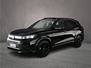 Volkswagen Tiguan R-Line Edition 1.5 eTSI 150pk DSG Automaat Trekhaak, Panoramadak, Harman Kardon audio, Black Style, Adaptive cruise control, LED matrix koplampen