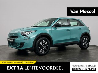 Fiat 600 1.2 Hybrid Urban | Achteruitrijcamera | Parkeersensoren | Dodehoek bewaking | Apple Carplay & Android auto | LED | DAB |