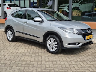 Honda HR-V 1.5 i-VTEC Elegance / afneembare trekhaak / stoelverwarming