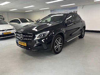 Mercedes-Benz GLA 180 Premium Panorama 360 camera Memory Trekhaak Leer Led