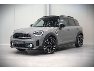 Mini Countryman 1.5 Cooper S E ALL4 ALL4 | Panoramadak | Stoelverwarming | Stuurverwarming | Head-Up Display | Camera | Apple Carplay | Keyless | Cruise Control | Navigatie |
