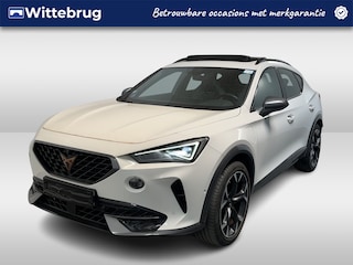 Cupra Formentor 1.4 e-Hybrid VZ Performance / AUTOMAAT/ GARANTIE TM 10-2027/ 245PK/ PANO/ MEMORYSEAT/ STUUR+STUURVERWARM./ ACC/ PARK.SENSOR. + 360 CAMERA/ DODEHOEK/ ELEK.ACHTERKLEP/ FULL LINK/ KEYLESS/ CLIMA/ NAVI/ DAB/ LED/ 19'' LMV