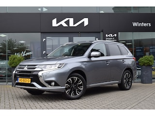 Mitsubishi Outlander 2.0 PHEV instyle | Trekhaak | Stuur + Stoelverwarming | Navigatie | Camera | Leder |