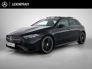 Mercedes-Benz A-klasse 180 Business Solution AMG | Nightpakket | 19 inch multispaaks AMG-velgen | Panoramaschuifdak | Smartphone-integratie | Sfeerverlichting | PARKTRONIC |