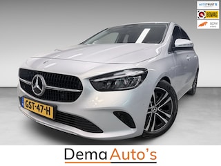 Mercedes-Benz B-klasse 180 Business Line NAVI/V-COCKPIT/CAM/DAB/ECC/PDC/CRUISE/TREKH///