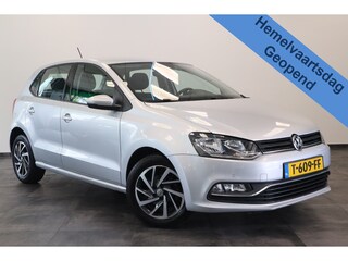 Volkswagen Polo 1.2 TSI Comfortline Business R Cruisecontrol Navigatie Carplay PDC