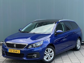 Peugeot 308 SW BWJ 2018 | 1.2PT BL 111PK Executive | TREKHAAK | PANO DAK | PDC | PRIVACY GLASS | CLIMA | NAVI | PDC |