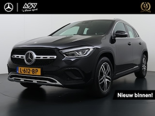 Mercedes-Benz GLA 250 e Luxury Business Solution | Trekhaak | Sfeerverlichting | Distronic Cruise Control & Stuur Assistent | Stoelverwarming Voor | Augmented Reality | Achteruitrij Camera