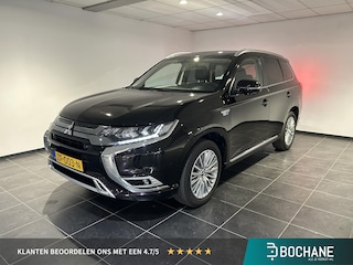 Mitsubishi Outlander 2.4 PHEV Intense | Trekhaak | Apple Carplay/Android Auto | Stoelverwarming |