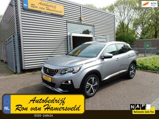 Peugeot 3008 1.2 PureTech ALLURE*LEDER*PANODAK*NAVI*CAMERA*