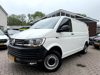 Volkswagen Transporter 2.0 TDI Execuitve Pakket Trekhaak, App Connect, 3-Persoons