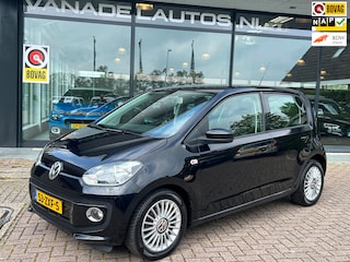 Volkswagen Up 1.0 high up! BlueMotion 5Drs Navi Airco LM-Velgen NL-Auto NAP Dealeronderhouden!