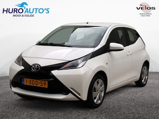 Toyota Aygo 1.0 VVT-i x-play | NAP | Airco | Multimedia