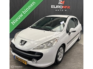 Peugeot 207 1.4 XR | Nette auto met airco | 3D