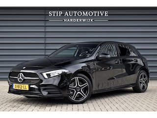 Mercedes-Benz A-klasse 250 e AMG Line | Sfeerverlichting | Stoelverwarming | 18'' Wielen | CarPlay | Navigatie |