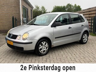Volkswagen Polo 1.2 | 5drs | airco | cruise | nieuwe apk keuring !