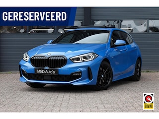 BMW 120i M-Sport M-Pakket |LED|PANODAK|STOEL+STUURVERW|CAMERA|CARPLAY | TREKHAAK