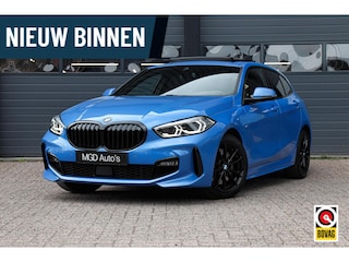 BMW 120i M-Sport M-Pakket |LED|PANODAK|STOEL+STUURVERW|CAMERA|CARPLAY | TREKHAAK