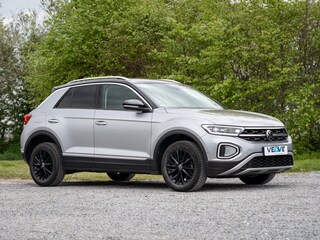 Volkswagen T-Roc 1.0 TSI Style // navigatie // pdc // stoelverwarming