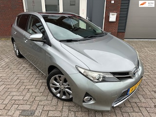 Toyota Auris 1.8 Hybrid Lease / Pano / Navi / Camera / PDC / NAP