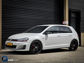 Volkswagen Golf GTI 2.0 TSI 220PK | LED | CAMERA | PRETORIA | STOELVERW.