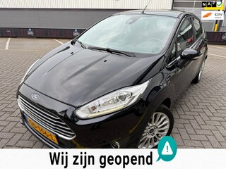 Ford Fiesta 1.0 EcoBoost Titanium*CRUISE*NAVI*PARK SENSOREN*VELGEN*AIRCO*NEW APK