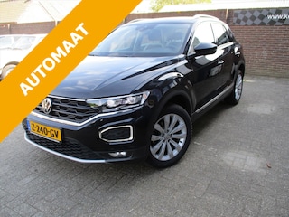 Volkswagen T-Roc 1.5 TSI 150pk 7-DSG Sport Virtual/Navi/ACC/Stoelver/Climate/Stuurwielver/Trekhaak