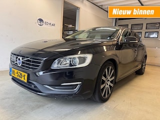 Volvo V60 2.4 D6 Twin Engine Summumn EURO 6 FULL OPTIONS