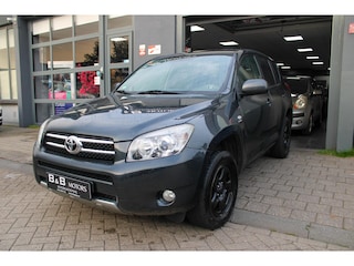 Toyota RAV4 2.0 VVTi
