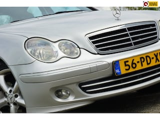 Mercedes-Benz C-klasse 180 K. Avantgarde AUT | Brilliant Silver Metallic | Vol-Leder/Climate/Cruise/LMV/Nieuwe APK! - Rijdt nieuw!