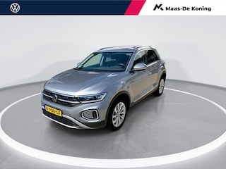 Volkswagen T-Roc 1.0 TSI Style · Panoramadak · Camera + Parkeersensoren · Trekhaak · Garantie t/m 25-08-2026 of 100000km.