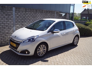 Peugeot 208 1.2 PureTech Allure 5 Deurs Navi Clima Sportstoelen Cruise Apple Carplay PDC DAB LMV ENZ NL Auto.